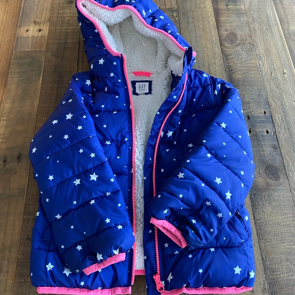 Super cozy and cute! Sherpa jacket 💙